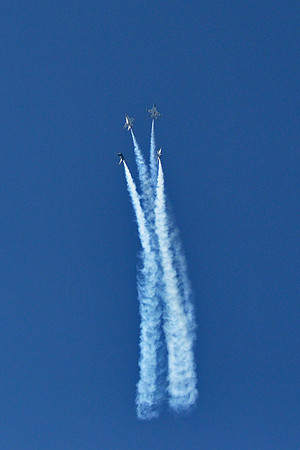 Thunderbird Bomb Burst